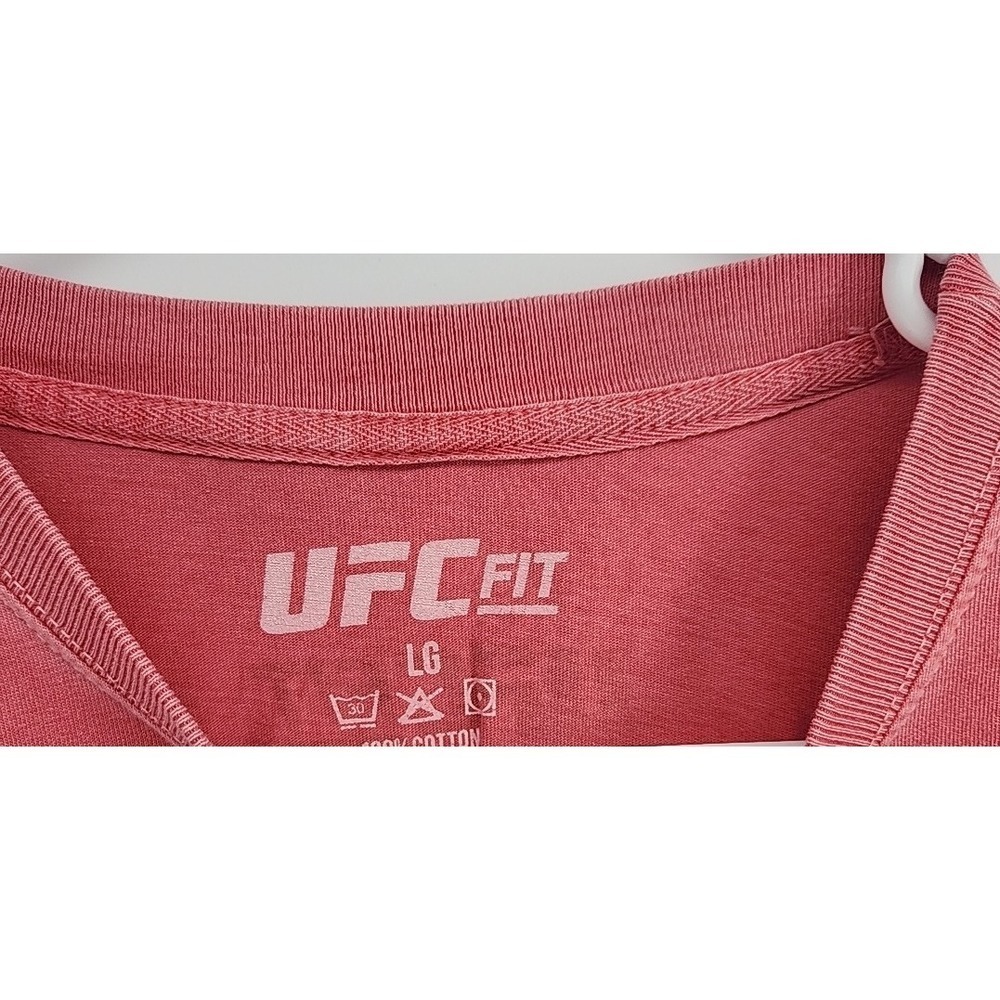 UFC Fit Mens Large Long Sleeve Graphic T-Shirt Red Train Different Cotton LG - Picture 4 of 7